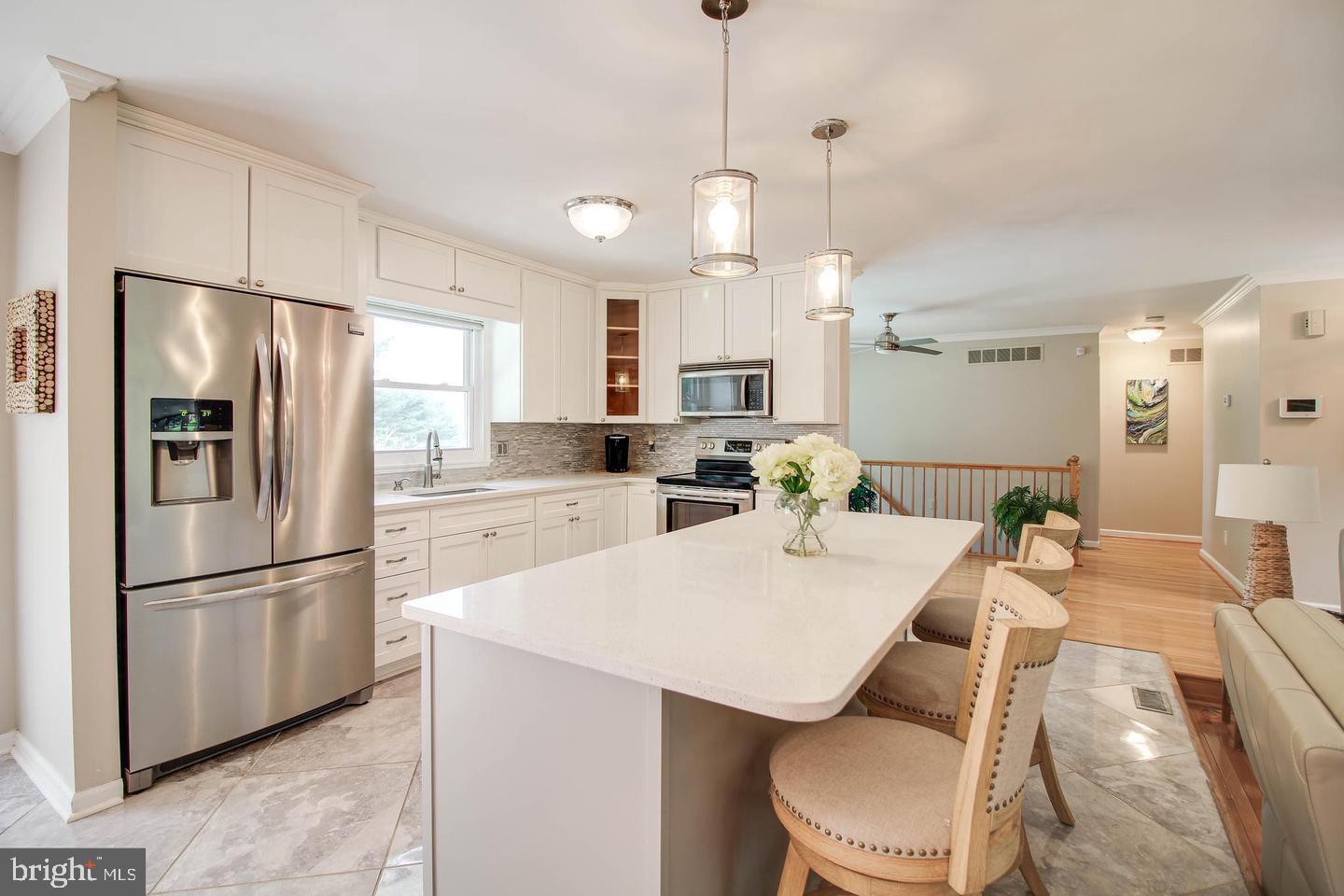 9311 Dogwood Road Windsor Mill, MD 21244 - Photo 5 of 66