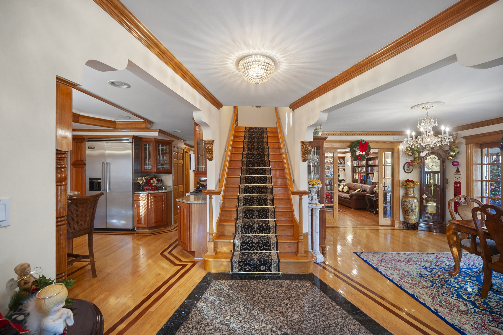 300 North Bradley Road Libertyville, IL 60048 - Photo 5 of 36