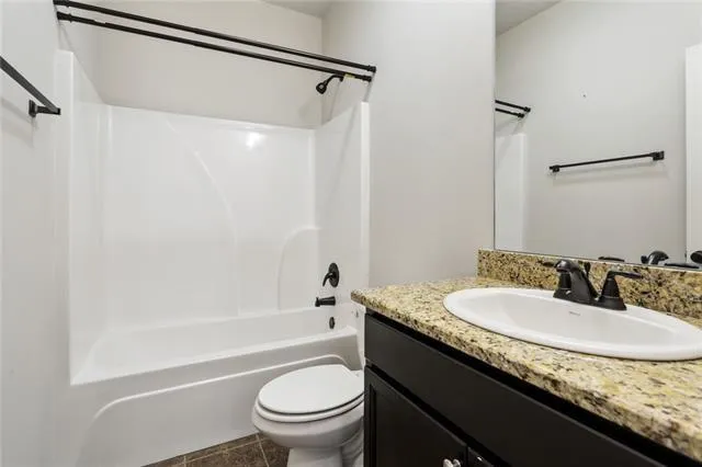 $275,000 | 324 Ashton Oaks Lane, Luling, LA 70070