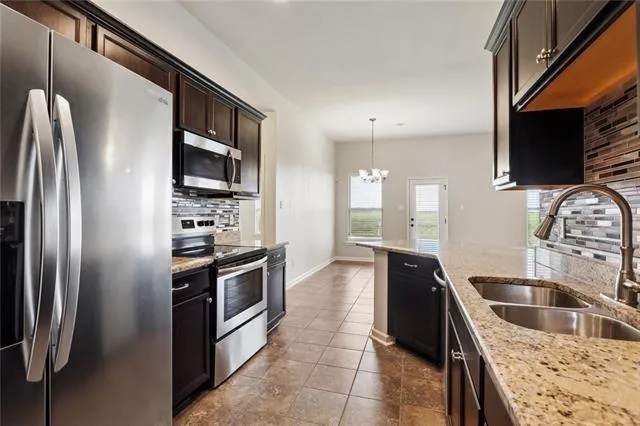 $275,000 | 324 Ashton Oaks Lane, Luling, LA 70070