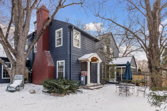 $6,995 | 3 Edina Court, Edina, MN 55424