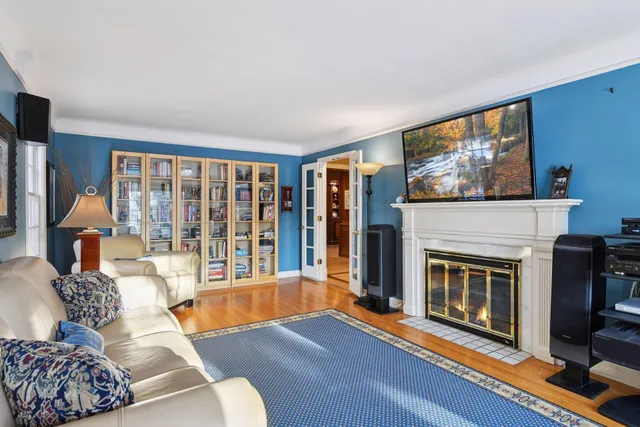 $6,995 | 3 Edina Court, Edina, MN 55424