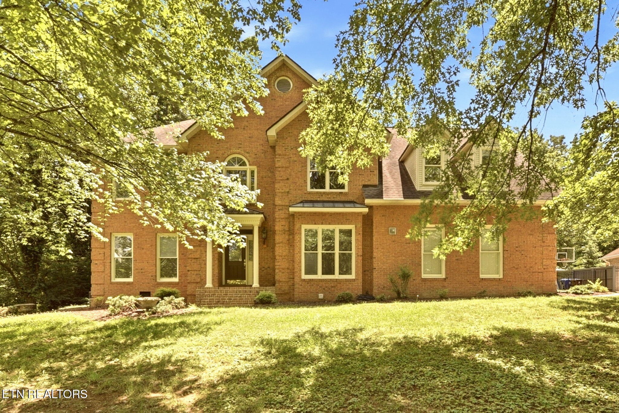 102 Cornell Lane Oak Ridge, TN 37830 - Photo 1 of 49 Gallery Image 1