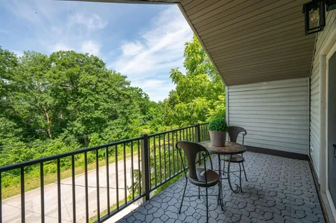 $1,200,000 | 2015 Upton Avenue South, Minneapolis, MN 55405