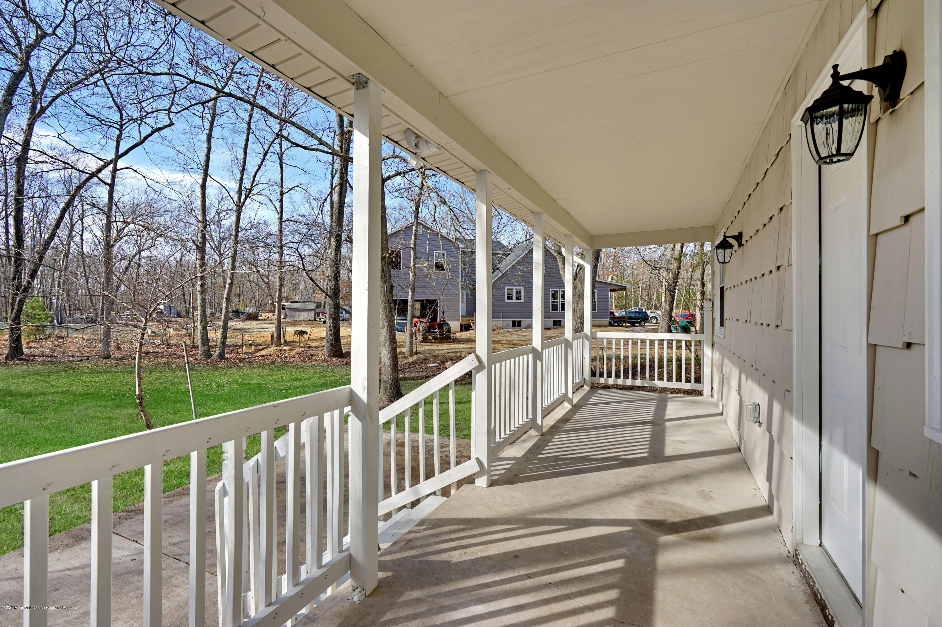 464 Toms River Road Jackson, NJ 08527 - Photo 31 of 34 Covered rear porch
