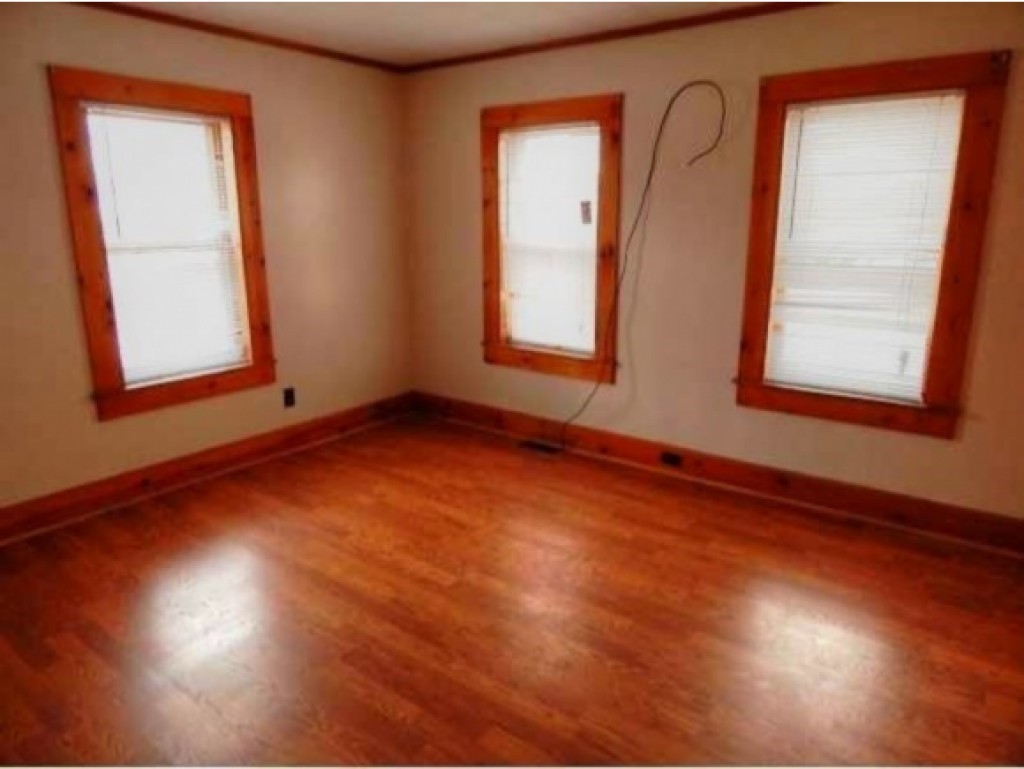39 2nd Street Swanton, VT 05488 - Photo 3 of 11 Gallery Image 3