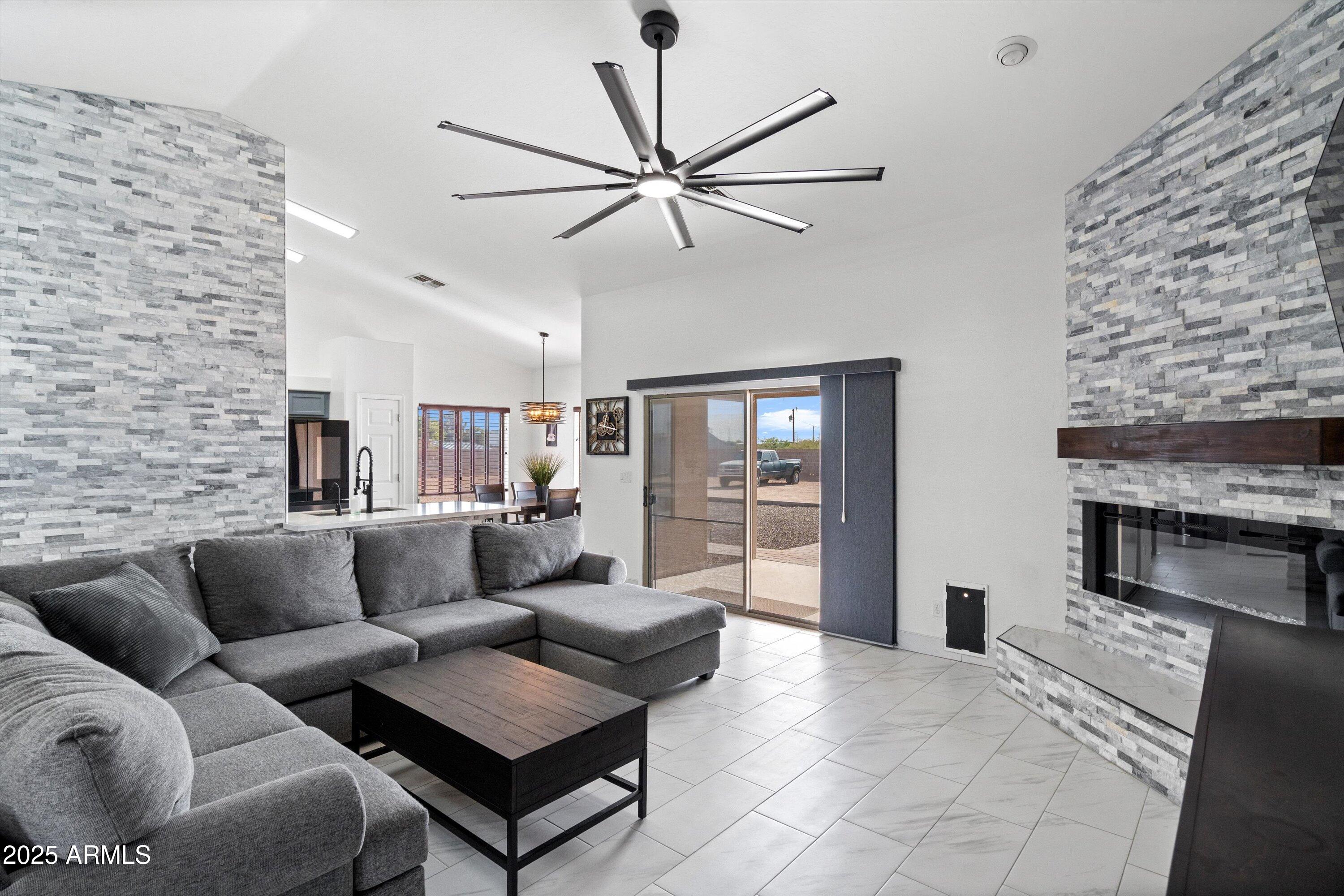 2322 South Tuthill Road Buckeye, AZ 85326 - Photo 11 of 46 10-Family Room