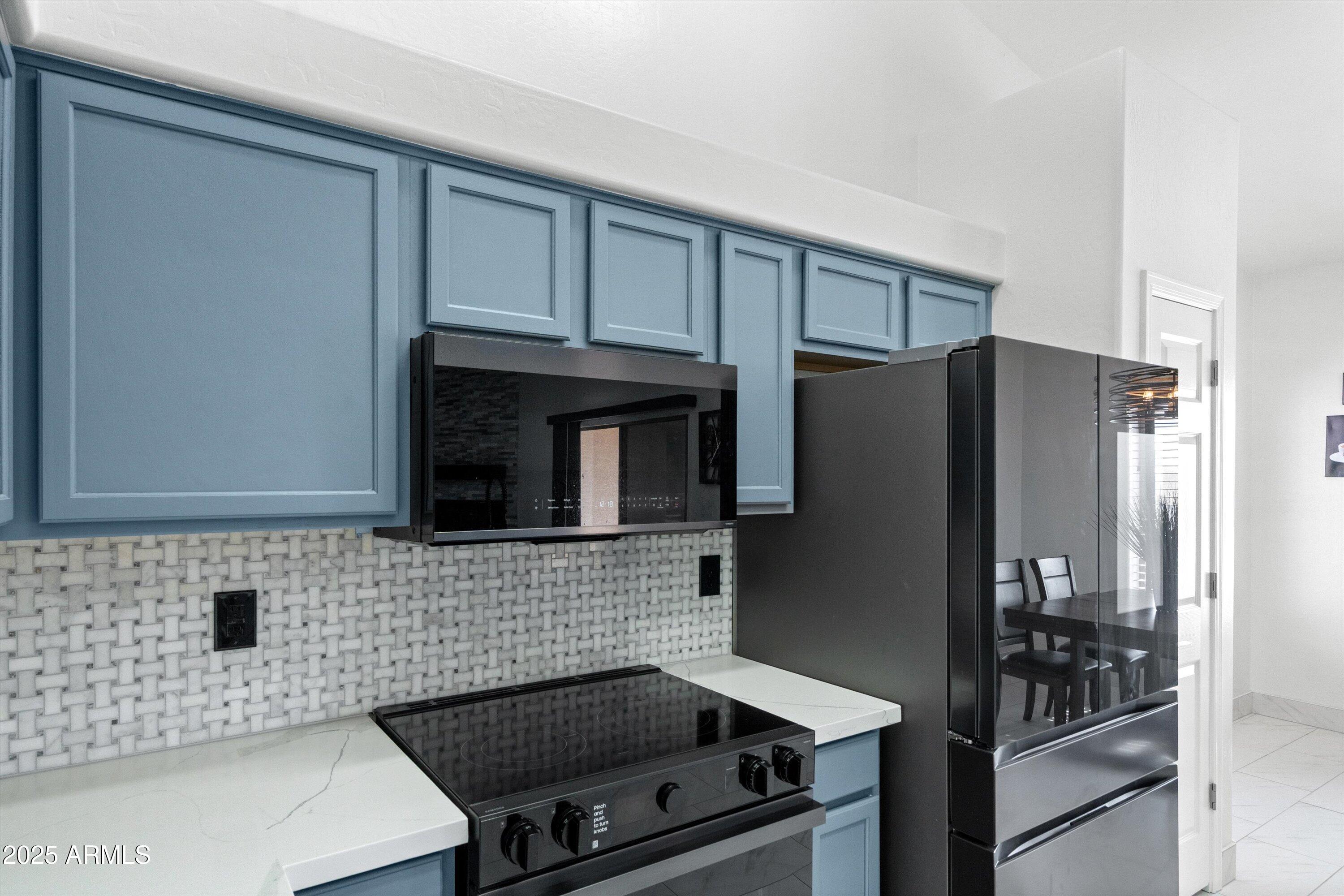 2322 South Tuthill Road Buckeye, AZ 85326 - Photo 12 of 46 23-Kitchen