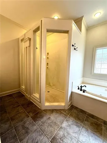 $452,000 | 358 West Shore Drive, Alexandria, LA 71303