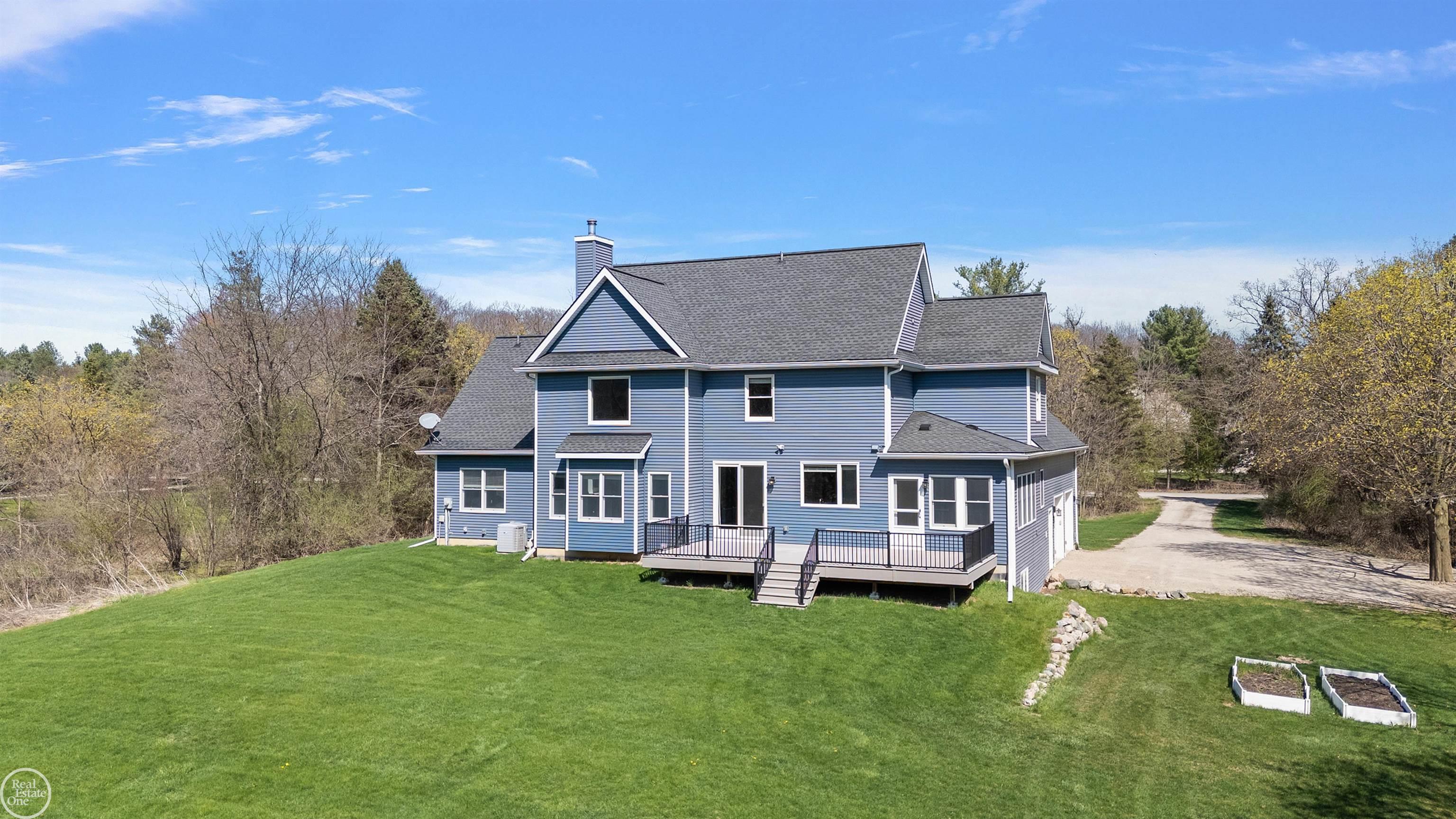 1276 Strieter Road Ann Arbor, MI 48103 - Photo 72 of 82 50172470-cc130e88-9a3d-400c-b342-c70e9c62fa4b.JPG