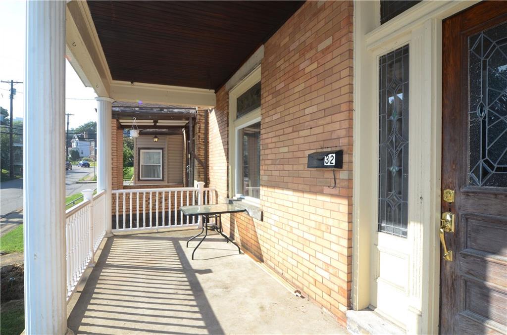 32 Oakwood Road Pittsburgh, PA 15205 - Photo 2 of 24 Large front porch