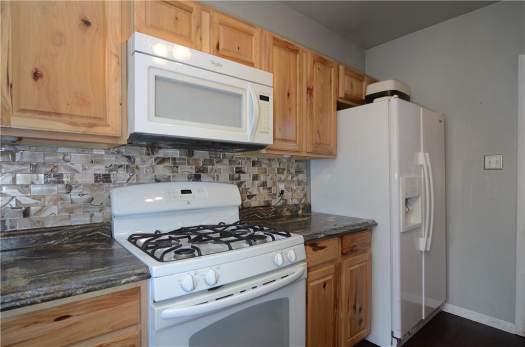 32 Oakwood Road Pittsburgh, PA 15205 - Photo 11 of 24 Gallery Image 11