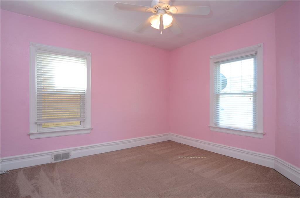 32 Oakwood Road Pittsburgh, PA 15205 - Photo 16 of 24 Gallery Image 16