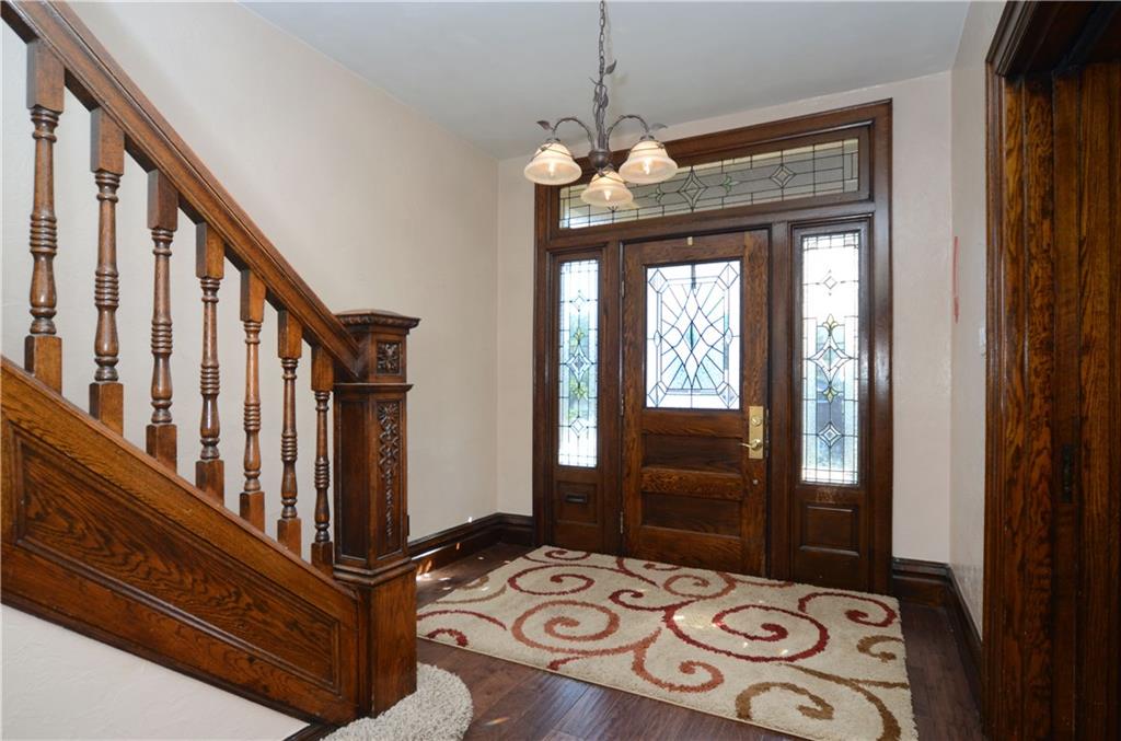 32 Oakwood Road Pittsburgh, PA 15205 - Photo 3 of 24 Welcoming foyer with gorgeous woodwork!