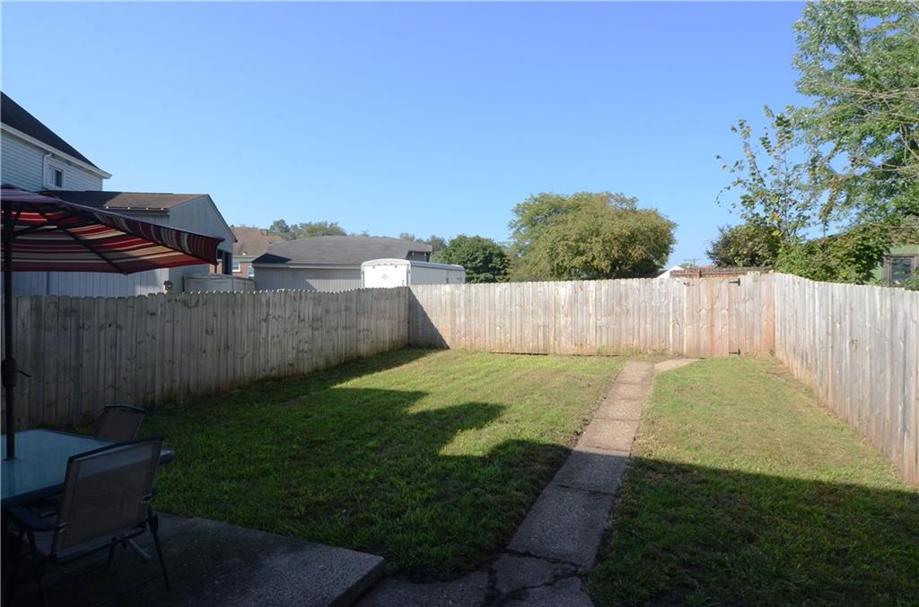 32 Oakwood Road Pittsburgh, PA 15205 - Photo 22 of 24 Already fenced in
