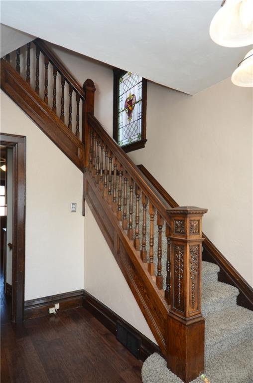 32 Oakwood Road Pittsburgh, PA 15205 - Photo 4 of 24 Gallery Image 4