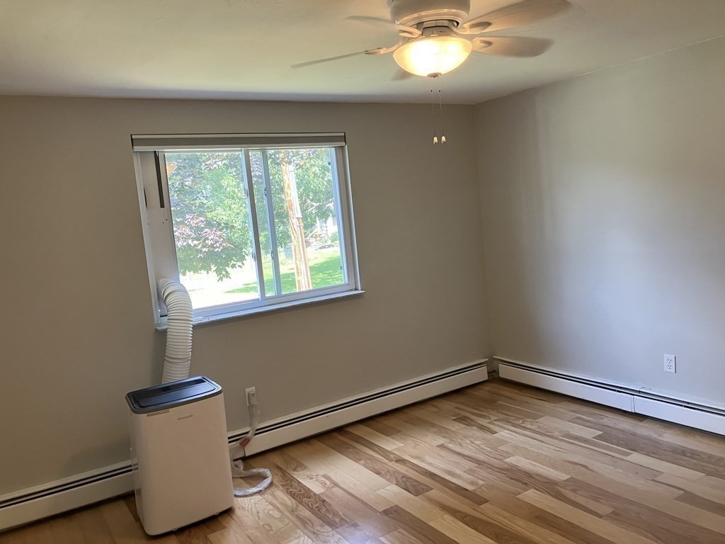 25 Clark's Road, Unit 202 Amesbury, MA 01913 - Photo 9 of 13 Gallery Image 9