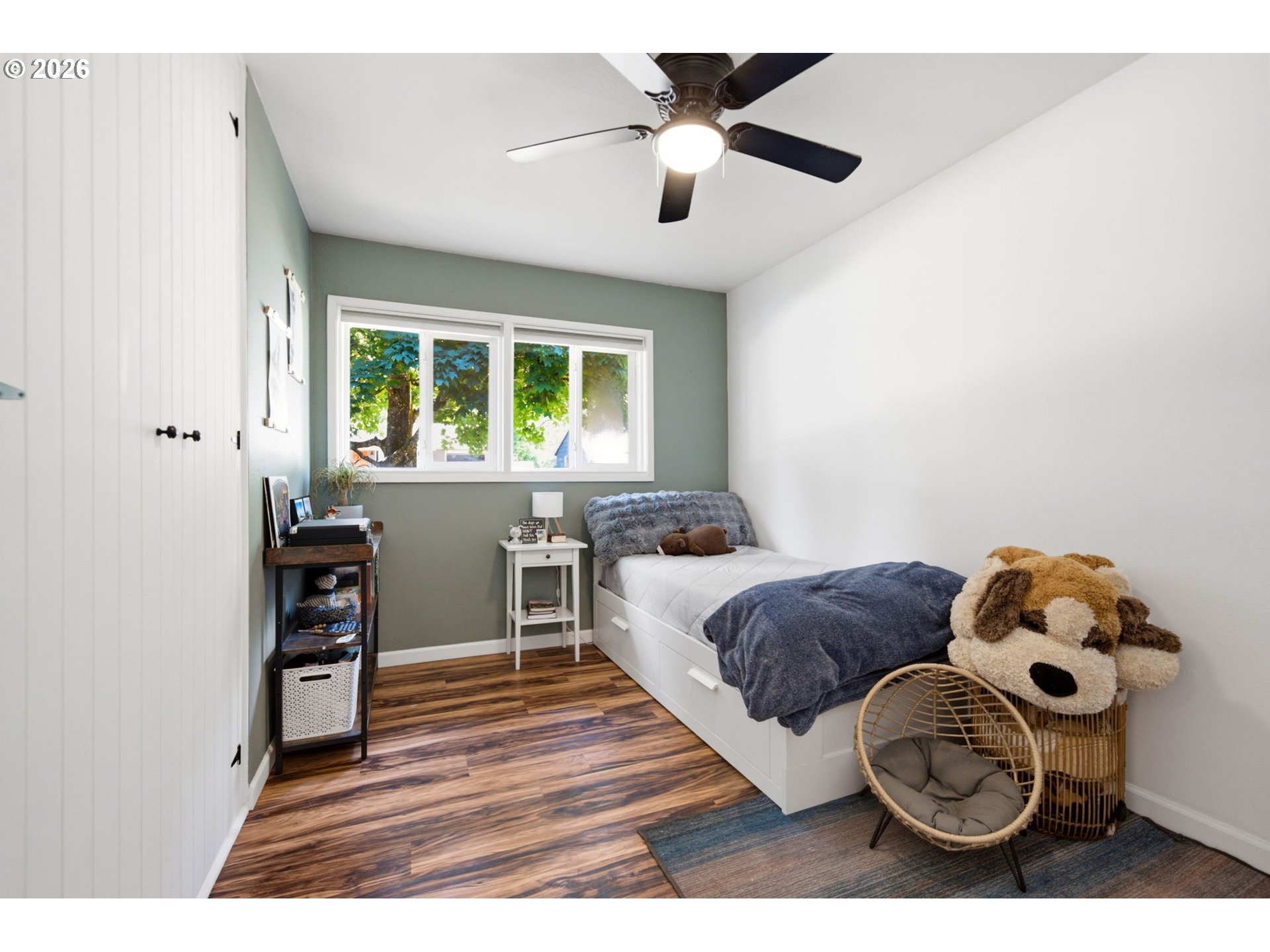 11555 Southwest 11th Street Beaverton, OR 97005 - Photo 19 of 38