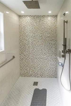 $4,899,000 | 6077 Northwest 71st Terrace, Parkland, FL 33067
