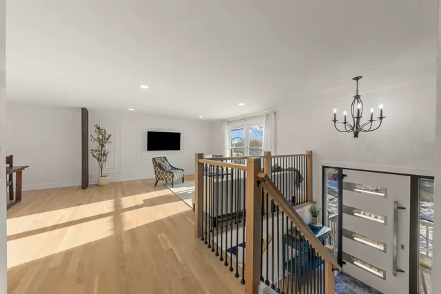 $650,000 | 1122 Patricia Court, Schaumburg, IL 60193