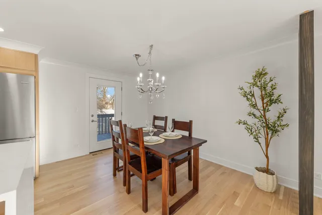 $650,000 | 1122 Patricia Court, Schaumburg, IL 60193