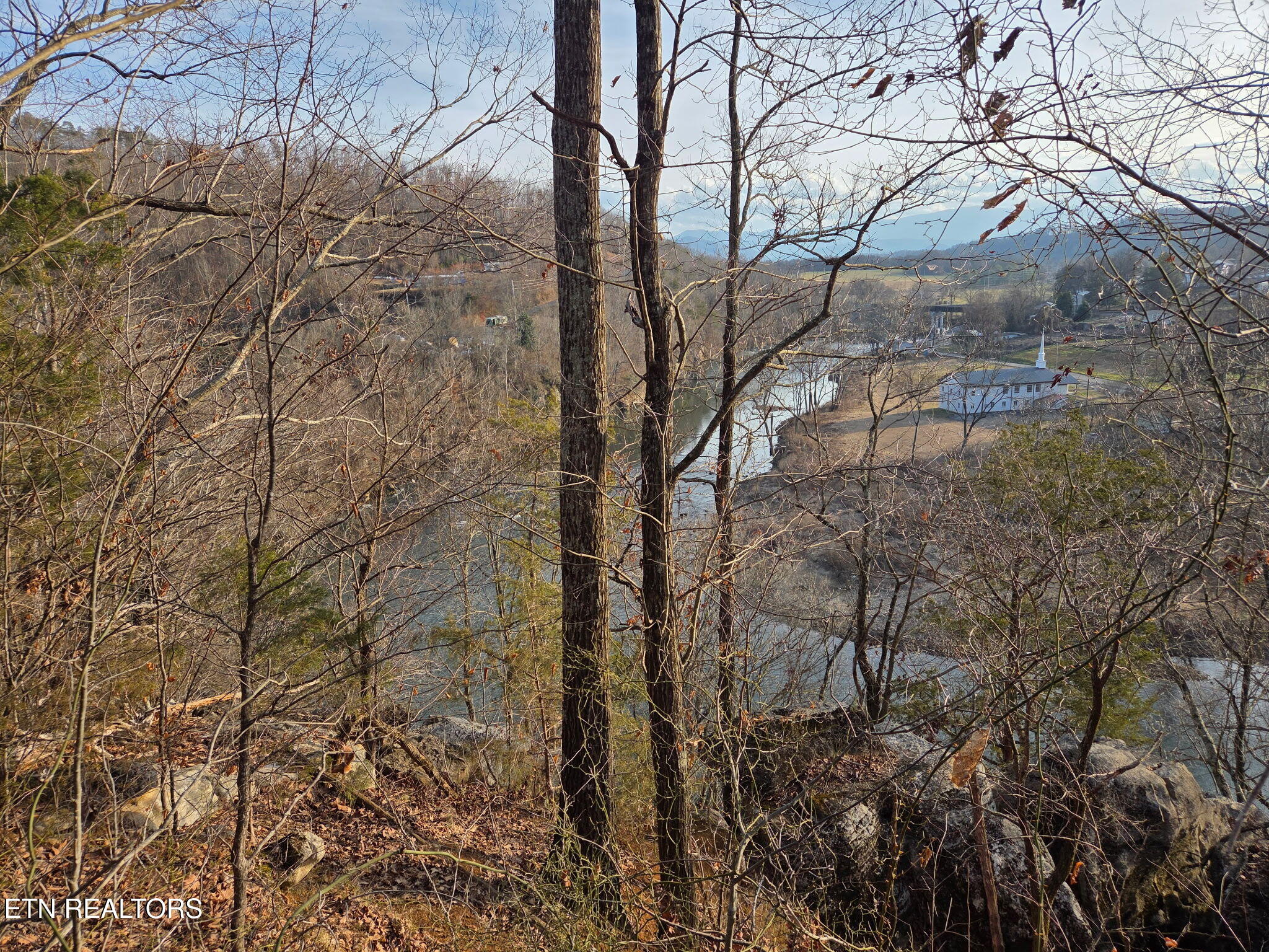 513 Jimtown Road Newport, TN 37821 - Photo 2 of 14 5813953357017549553