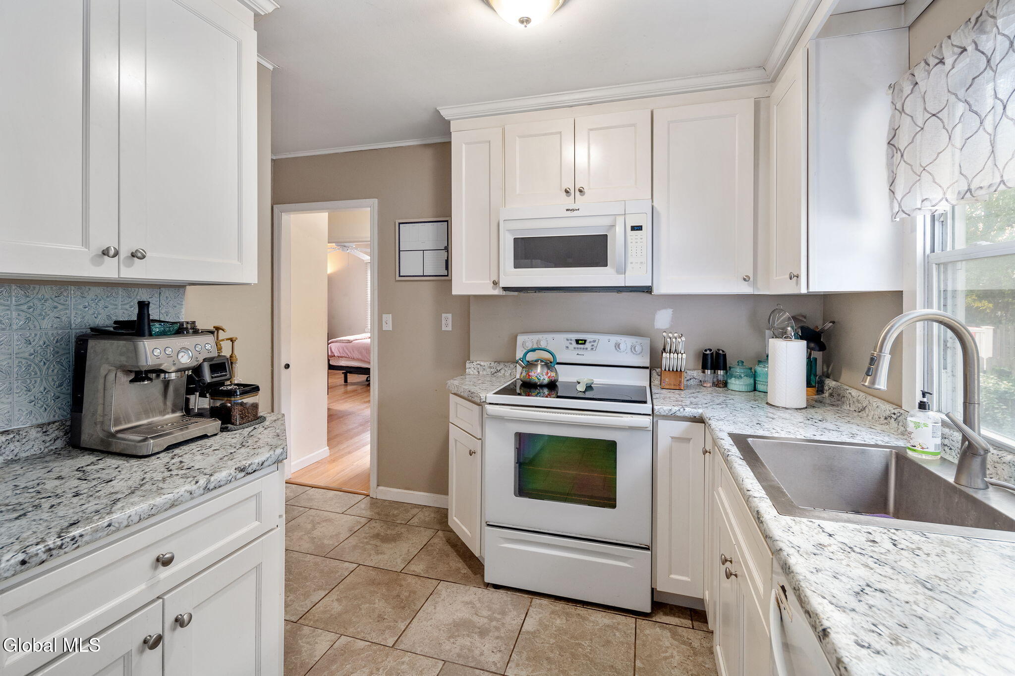 36 Providence Street Albany, NY 12203 - Photo 11 of 28 11-35ProvidenceSt_11