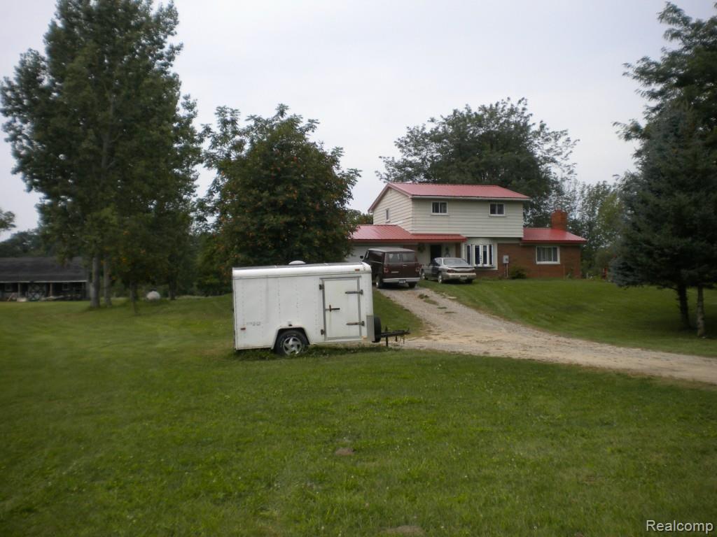 12096 Gage Road Holly, MI 48442 - Photo 4 of 33 2CC2168A-AADF-4156-AAD2-2DE9DDD60144@DSCN1362_JPG_DSCN1362.jpg