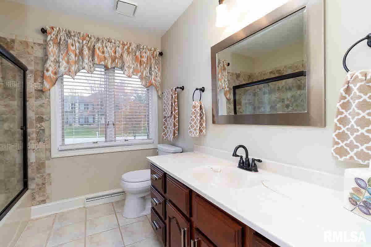 6500 James Road Bettendorf, IA 52722 - Photo 19 of 24 Gallery Image 19