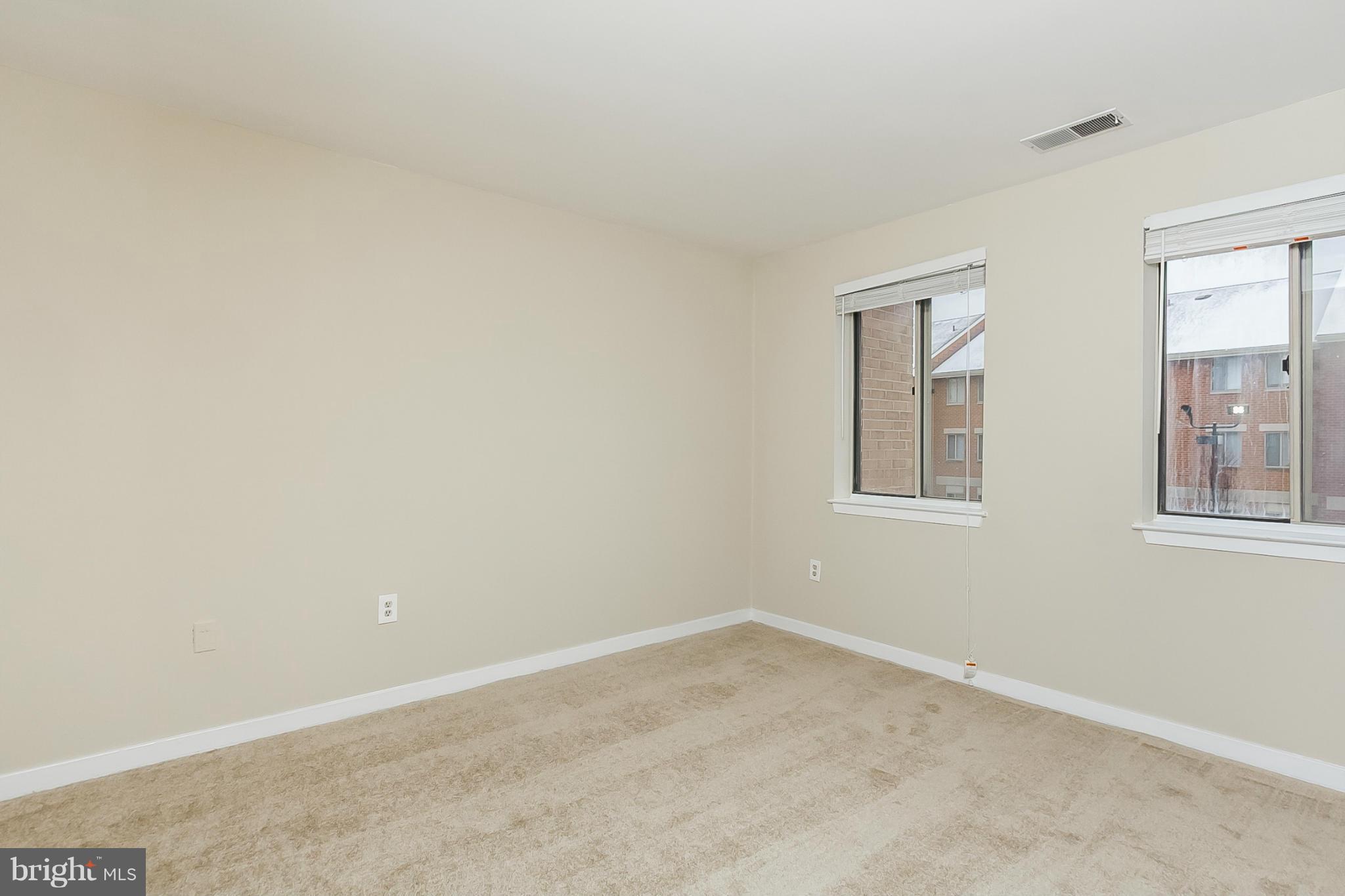 119 Conway Street, Unit R59 Baltimore, MD 21201 - Photo 22 of 30 Bedroom (Master)