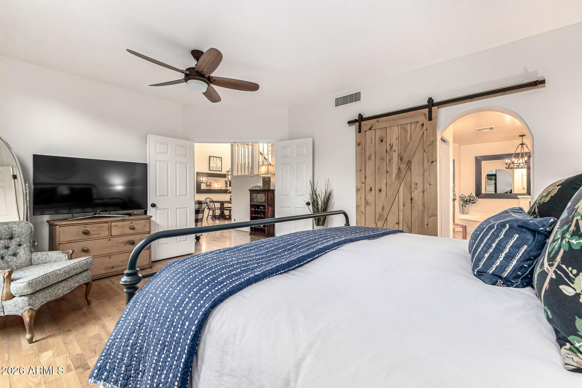 7955 East Chaparral Road, Unit 130 Scottsdale, AZ 85251 - Photo 16 of 38 Primary Bedroom