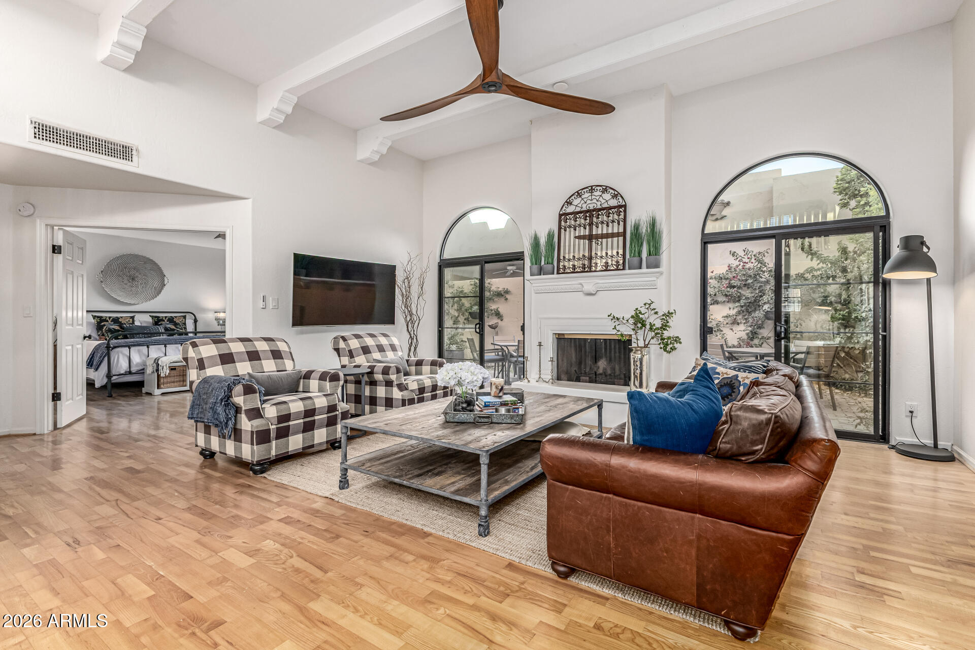 7955 East Chaparral Road, Unit 130 Scottsdale, AZ 85251 - Photo 3 of 38 Living /family room