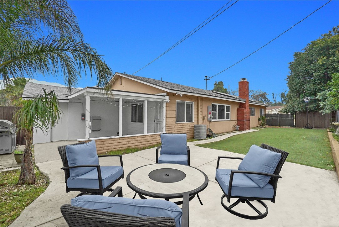 1289 Grove Upland, CA 91786 - Photo 26 of 31 backyard