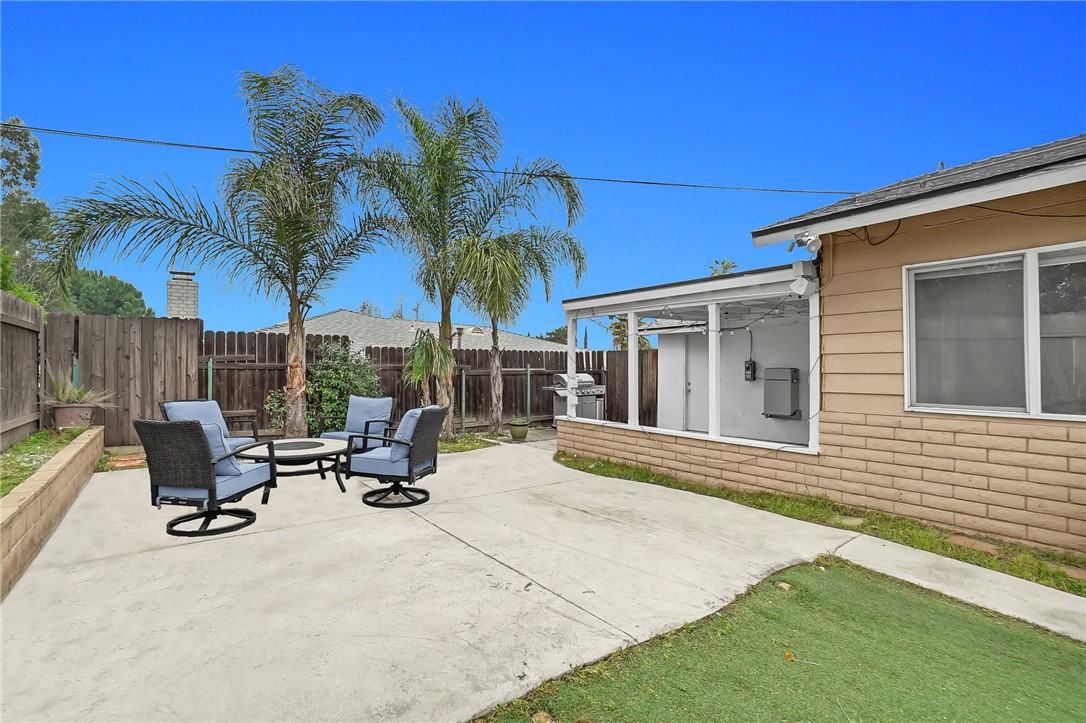 1289 Grove Upland, CA 91786 - Photo 27 of 31 backyard