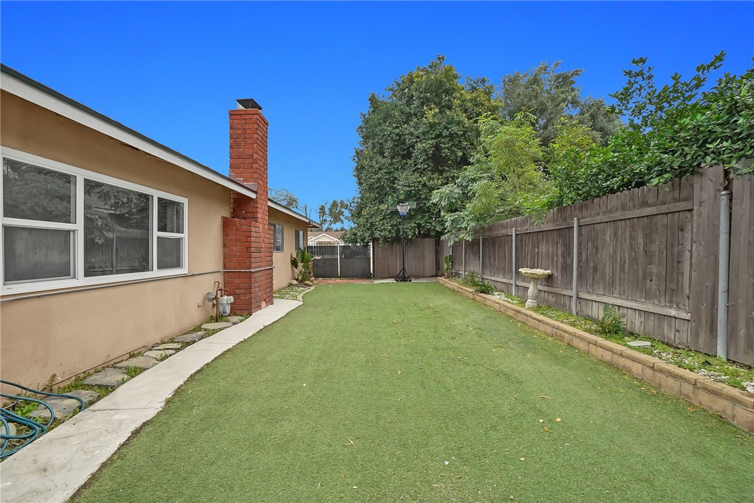 1289 Grove Upland, CA 91786 - Photo 28 of 31 backyard