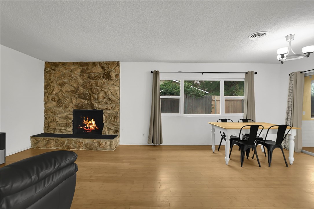 1289 Grove Upland, CA 91786 - Photo 4 of 31 Living Room