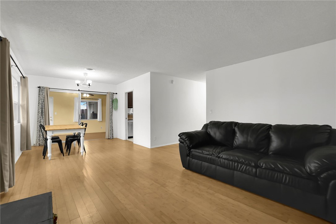 1289 Grove Upland, CA 91786 - Photo 6 of 31 Living Room