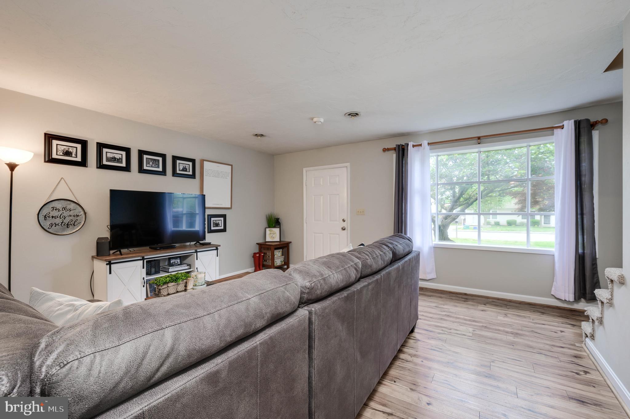 421 Manor Street Hanover, PA 17331 - Photo 4 of 20 Gallery Image 4