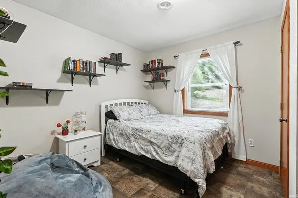 $464,900 | 1630 South 485 East, Lagrange, IN 46761