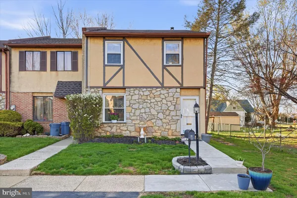 $319,000 | 1000 Jacksonville Road, Unit 6, Warminster, PA 18974