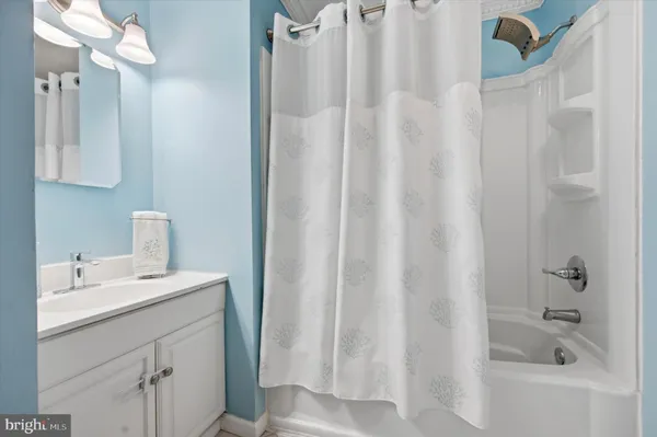 $319,000 | 1000 Jacksonville Road, Unit 6, Warminster, PA 18974