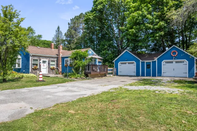 $280,000 | 333 Old County Road, Rockland, ME 04841