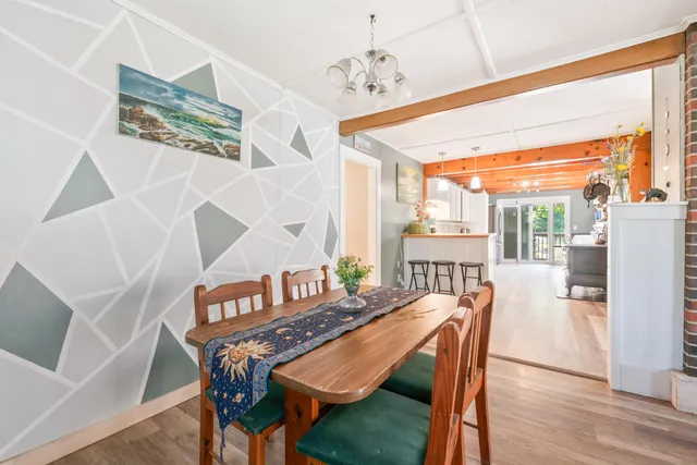 $280,000 | 333 Old County Road, Rockland, ME 04841