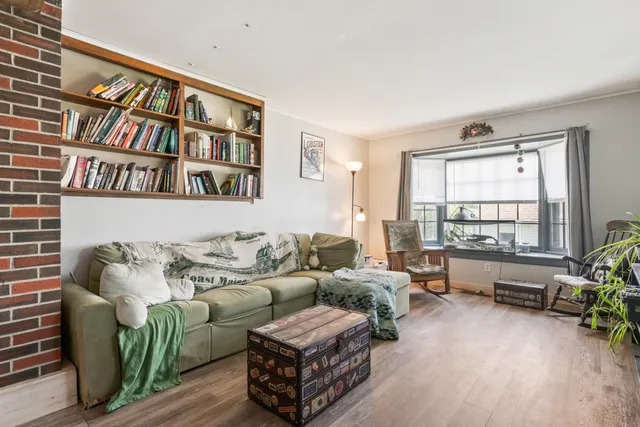 $280,000 | 333 Old County Road, Rockland, ME 04841