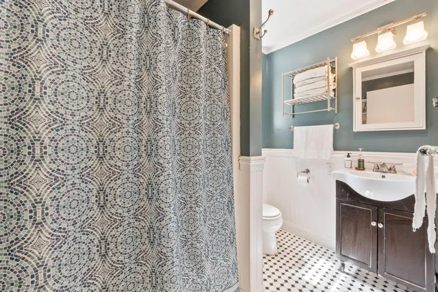 $280,000 | 333 Old County Road, Rockland, ME 04841