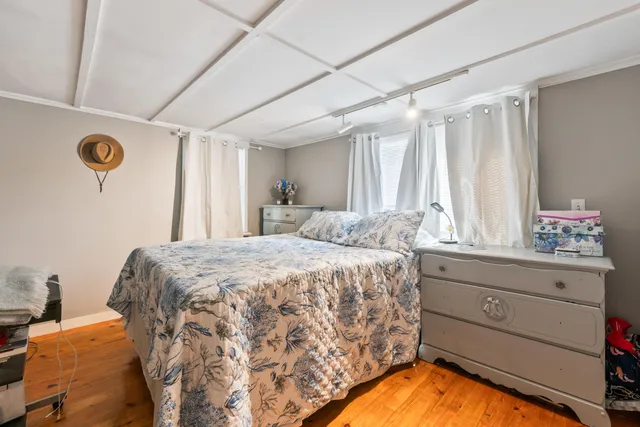 $280,000 | 333 Old County Road, Rockland, ME 04841