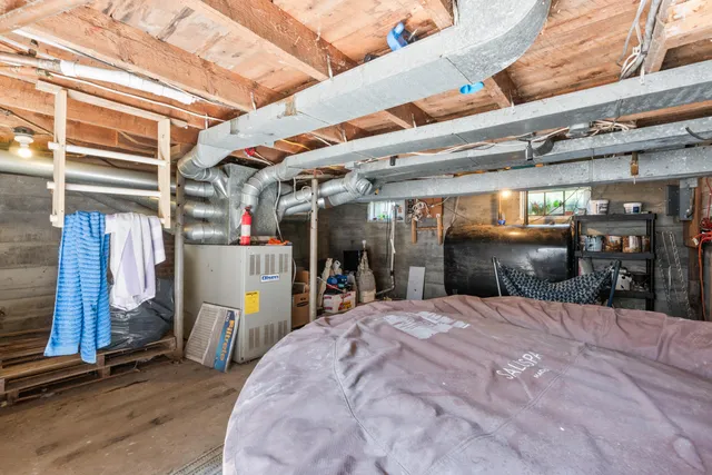 $280,000 | 333 Old County Road, Rockland, ME 04841