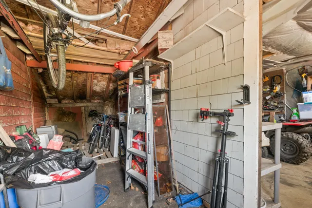 $280,000 | 333 Old County Road, Rockland, ME 04841