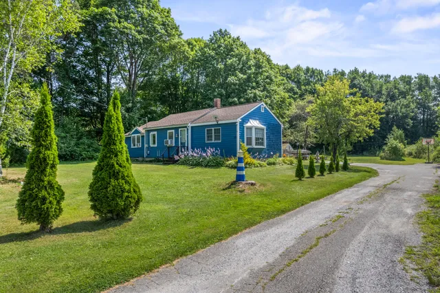 $280,000 | 333 Old County Road, Rockland, ME 04841