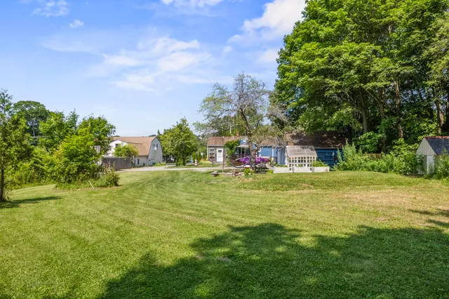 $280,000 | 333 Old County Road, Rockland, ME 04841